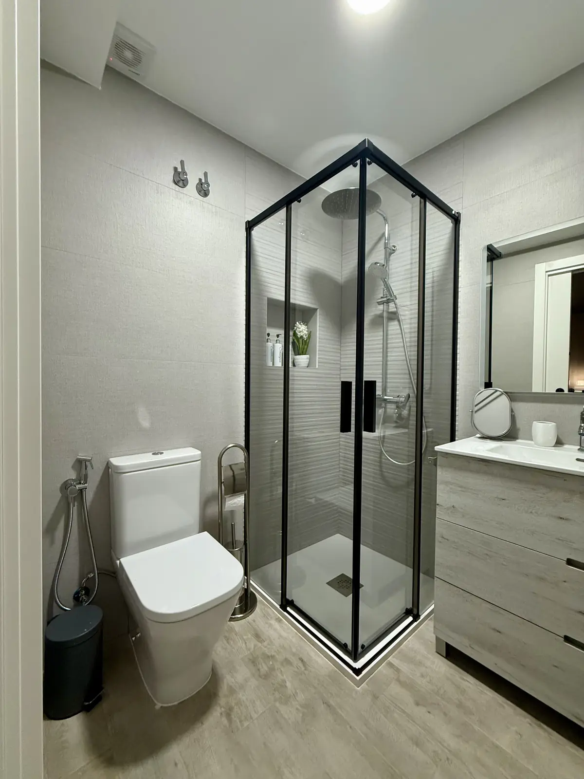 Baño con ducha de Almirez 71A